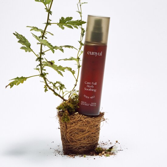 ProtoClinical k-beauty EUNYUL Carefull YACHO Herb Soothing Body Mist 150ml single product packaging in a square crop on a plain background