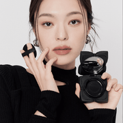 ProtoClinical k-beauty MUZIGAE MANSION Sleek Matt Cushion(15g+15g Refill Included) single square cushion compact front-facing and centered on a white background