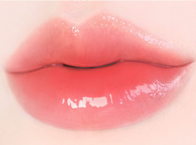 ProtoClinical k-beauty [MACQUEEN New York] Dewy Water Glow Lip Tint 3.5g (9 Color) single rose-coral lip tint swatch in a rounded teardrop shape on a pale blue and mint background