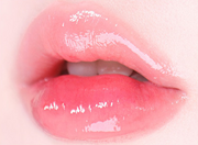 ProtoClinical k-beauty [MACQUEEN New York] Dewy Water Glow Lip Tint 3.5g (9 Color) single deep berry lip tint swatch in a rounded square shape on a pale pink and mint background