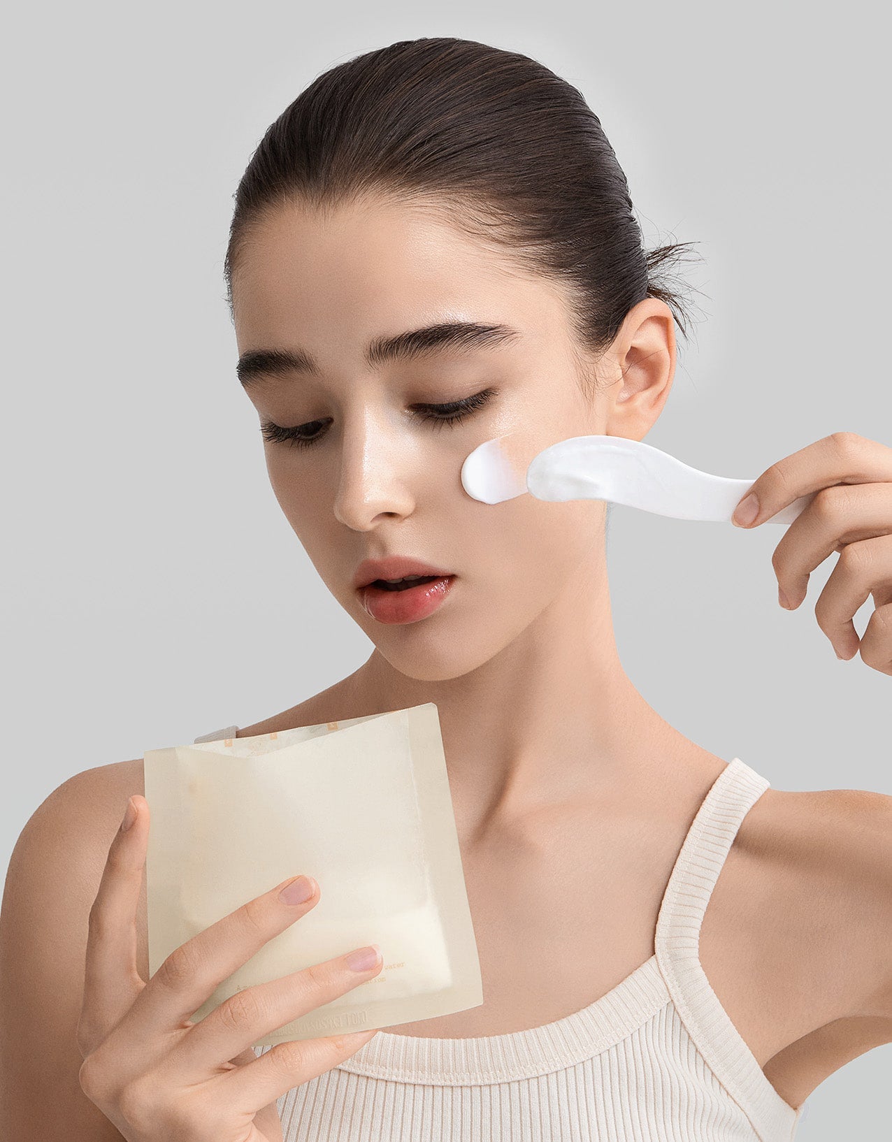 ProtoClinical k-beauty FULLY RICE-DOUGH MODELING MASK 50g*4ea single pale rectangular mask packet centered on a light background
