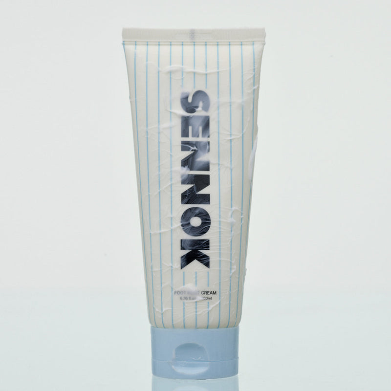 ProtoClinical k-beauty SENNOK Foot Foot Cream 200ml shown in product packaging on a light background.