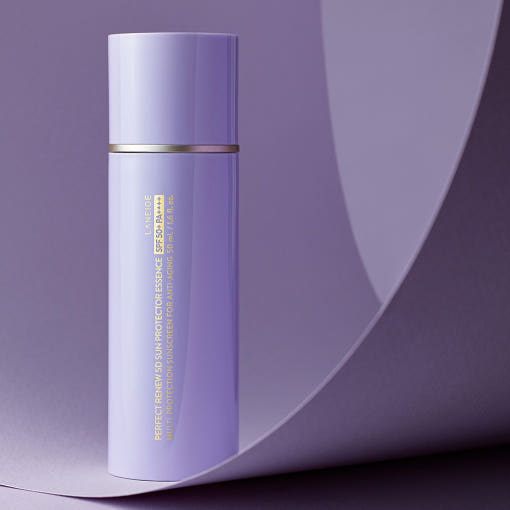 ProtoClinical k-beauty LANEIGE Perfect Renew 5D Sun Protector Essence SPF50+PA++++ 50ml product detail on a clean background.