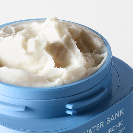 ProtoClinical k-beauty LANEIGE WATER BANK BLUE HYALURONIC Intensive Cream 50ml product packaging on a clean background.
