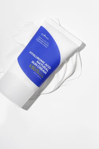 ProtoClinical k-beauty Isntree Hyaluronic Acid Natural Suncream SPF50+PA++++ 50ml single upright suncream tube in a narrow studio crop on a white background