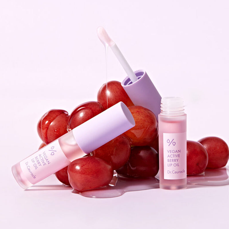 ProtoClinical k-beauty Dr.Ceuracle Vegan Active Berry Lip Oil 4.5ml product infographic with a single lip oil bottle, English text callouts, and a tall vertical layout