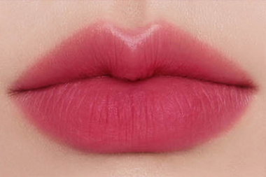 ProtoClinical k-beauty BBIA Last Powder Lipstick 3.5g bright berry lipstick swatch centered on a pale cream background