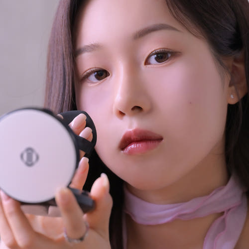 ProtoClinical k-beauty Dinto Blur-Finish Cushion 12g+12g(Refill) beauty graphic with a centered rounded compact form in a square crop on a light background.