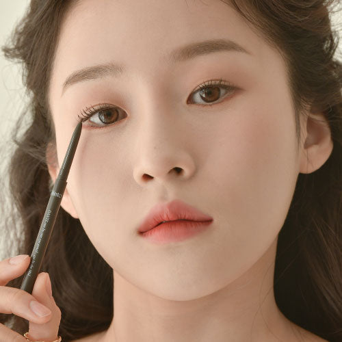 ProtoClinical k-beauty Dinto [DANTE Collection] One by One Cream Eye Pencil 0.05g (4colors) single slim eye pencil package centered on a white background in a square product shot