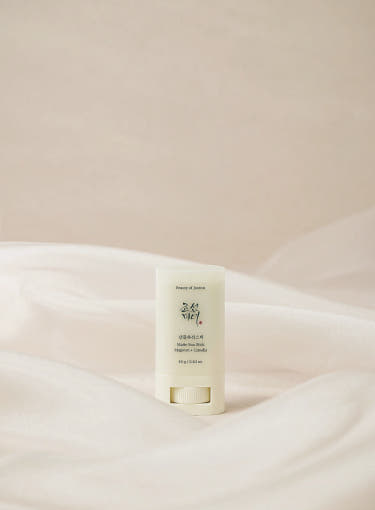 [Beauty of Joseon] Matte sun stick : Mugwort + Camelia 18g (SPF50+ PA++++) X 2EA [DOUBLE SET] by ProtoClinical displayed in product packaging for a k-beauty skincare routine.