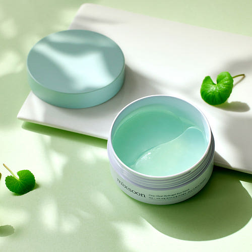 ProtoClinical k-beauty mixsoon Cica-Hyal Hydrogel Eye Patch 84g (30 pairs) single mint green round eye patch jar centered on a light background
