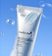 ProtoClinical k-beauty MEDICUBE: Zero Pore Capsule Cleansing Foam (120g), single upright pale blue cleansing foam tube on a white background.