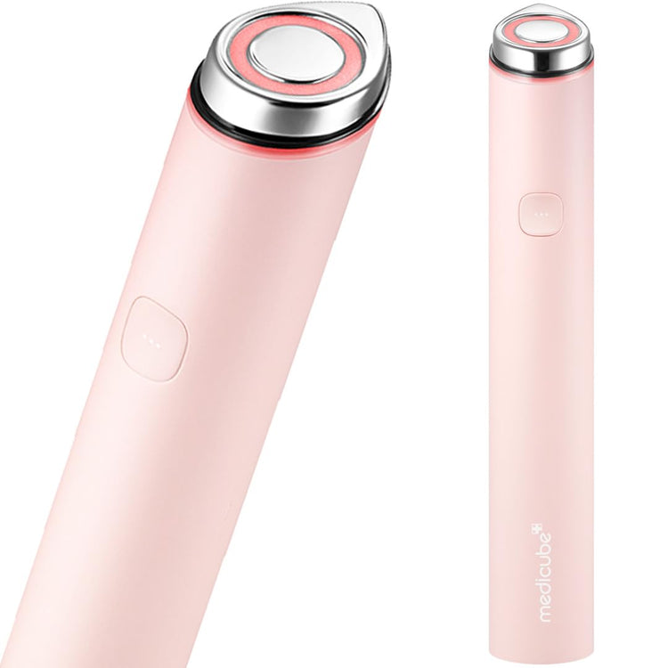 ProtoClinical k-beauty two pale beauty items on a light background.
