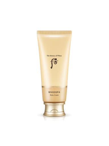 ProtoClinical k-beauty soft peach beauty product silhouette centered on a light background with pale blue side accents.