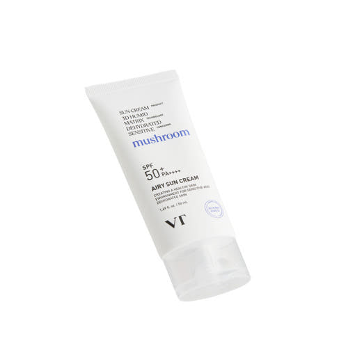 ProtoClinical k-beauty single beauty product on a clean light background.
