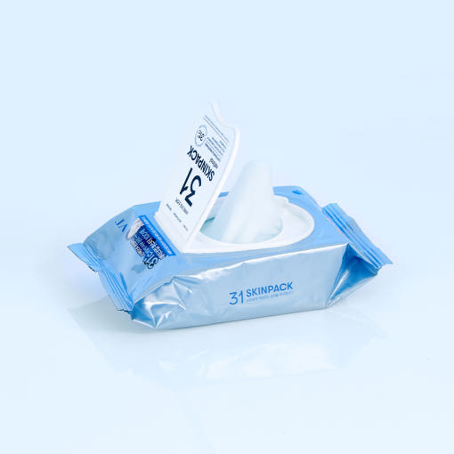 ProtoClinical k-beauty VT Smooth 31°C Skin Pack 210g/100ea single product package centered on a clean white background in a square studio shot