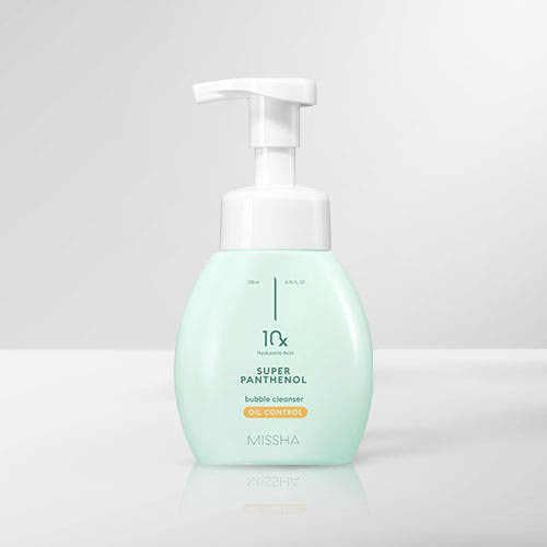 ProtoClinical k-beauty MISSHA Super Panthenol Bubble Cleanser (Oil Control) 200ml pale blue pump cleanser bottle standing upright on a light background