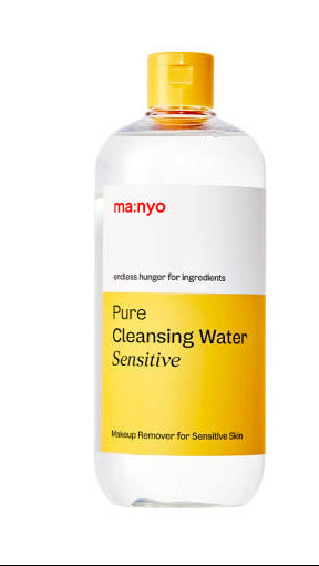 ProtoClinical k-beauty [MANYO FACTORY] Pure Cleansing Water Sensitive 500ml single upright pale green cleansing water bottle on a light blue and white background.