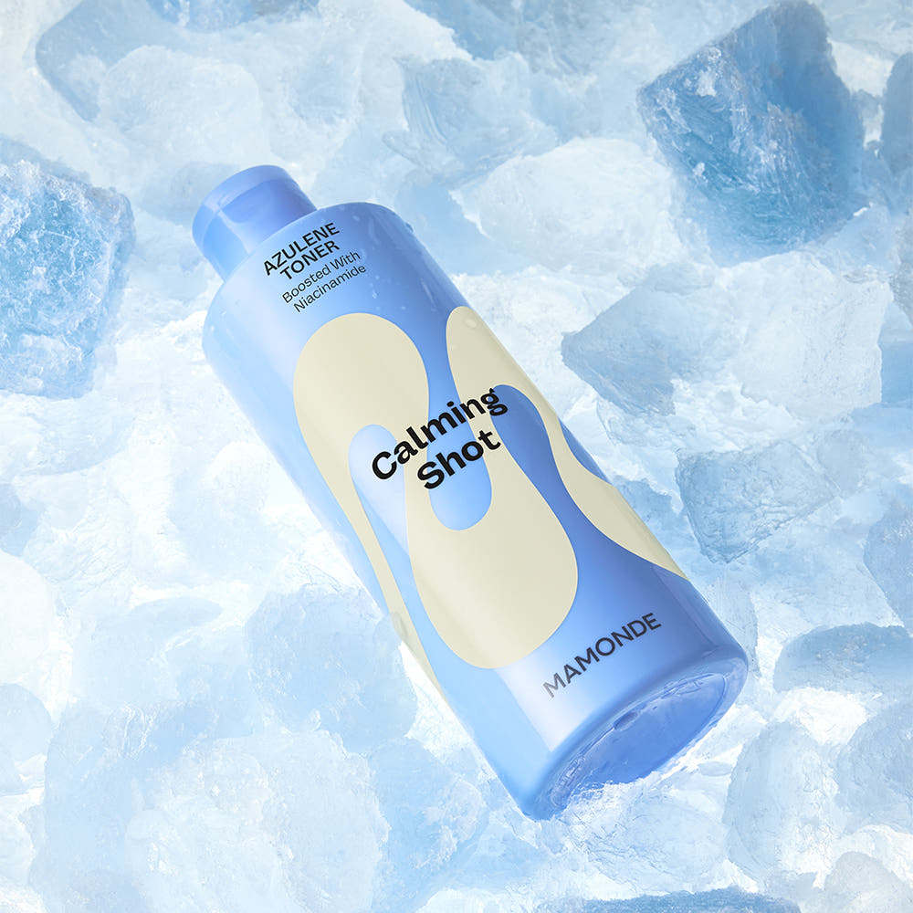ProtoClinical k-beauty Mamonde Calming Shot Azulene Toner 300ml soft blue product graphic with airy cream accents on a light background