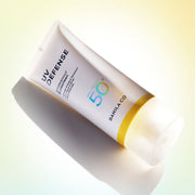 ProtoClinical k-beauty BANILA CO UV Defense Waterproof Sunscreen 100ml single sunscreen package centered on a white background.