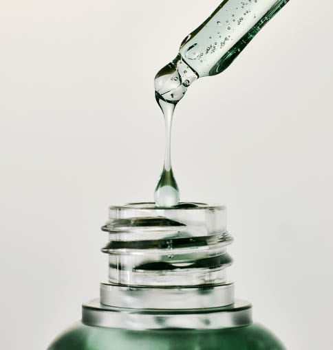 ProtoClinical k-beauty Arencia Holy Hyssop Serum 12 30ml single upright serum bottle centered on a light background