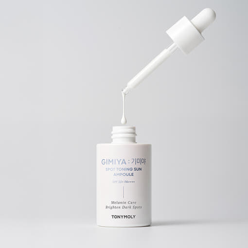 ProtoClinical k-beauty soft lavender beauty bottle silhouette on a light background.