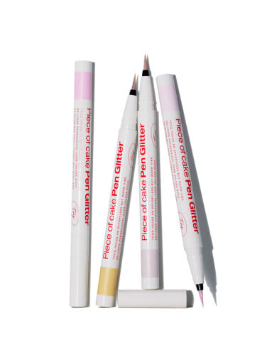 ProtoClinical k-beauty tooq Piece of Cake Pen Glitter 0.5g pink pen glitter packshot with pale green side tones