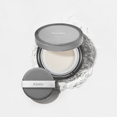 ProtoClinical k-beauty A'pieu Waterlock Finisher Super Velvet 13g single round compact case centered on a light background