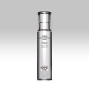 ProtoClinical k-beauty IOPE XMD STEM III Clinical Recovery Cream 50ml single slim gray cream package on a white background