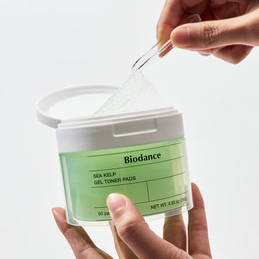 ProtoClinical k-beauty BIODANCE: Sea Kelp Gel Toner Pads 140g/ (60Units) single toner pad container shown upright in branded packaging against a clean light background
