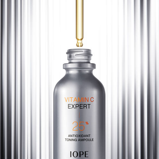 ProtoClinical k-beauty IOPE Vitamin C Expert 25% Antioxidant Toning Ampoule 23ml slim gray ampoule bottle on a white background