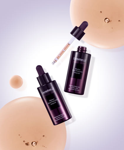 ProtoClinical k-beauty CENTELLIAN24 Madeca Youth Perfection Ampoule 30ml shown as a single upright ampoule bottle centered in the frame