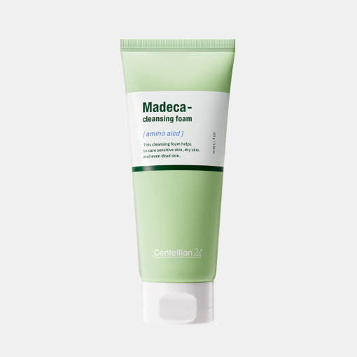 ProtoClinical k-beauty CENTELLIAN24 Madeca Amino Acid Cleansing Foam 160g single upright package centered on a pale green background with soft gray side tones