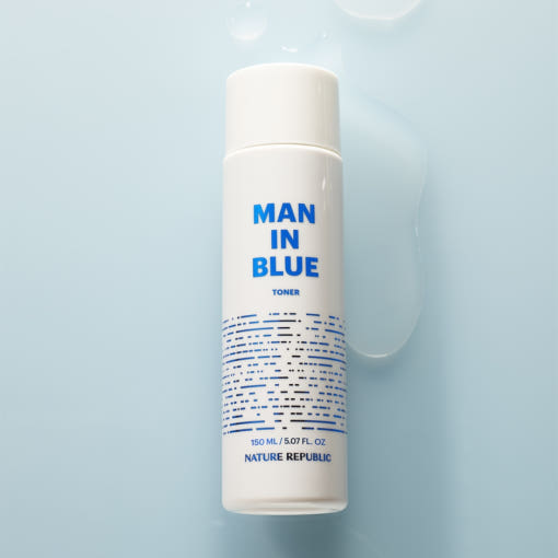 ProtoClinical k-beauty [NATURE REPUBLIC] MAN IN BLUE TONER 150ml abstract beauty graphic with aqua side panels and a muted gray vertical center on a light background.