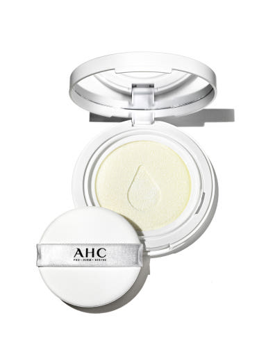 ProtoClinical k-beauty AHC Safe On Cica Calming Sun Cushion EX SPF50+ PA++++ 25g open silver sun cushion compact with a pale yellow cushion insert and white AHC puff on a white background