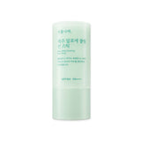 ProtoClinical k-beauty Shingmulnara Jeju Aloe Cooling Sun Stick SPF50+ PA++++ 19g+19g(Refill) single upright pale green sun stick package on a light background.