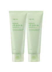 ProtoClinical k-beauty Shingmulnara Young Green Tea Fresh Cleansing Foam 120ml+120ml single upright pale green cleansing foam tube on a light background.