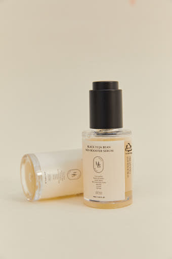 ProtoClinical k-beauty beige vertical beauty product with a darker center on a light background.