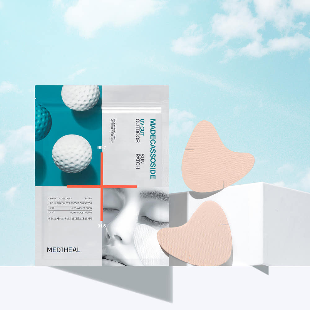 ProtoClinical k-beauty MEDIHEAL Madecassoside UV Cut Outdoor Sun Patch [Wide Protection] 4P single upright sun patch packet with a dark teal center on a pale aqua and cream background