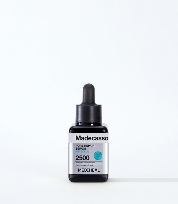 MEDIHEAL Madecassoside Pore Repair Serum 40ml by ProtoClinical displayed in retail-style serum packaging on a white background, highlighting the product label and bottle presentation for a k-beauty skincare routine.