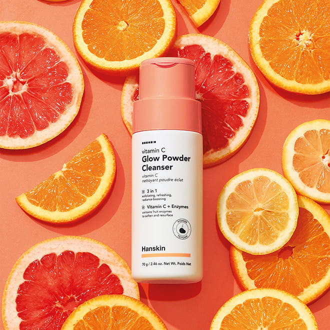 ProtoClinical k-beauty Hanskin Vitamin C Glow Powder Cleanser 70g single cleanser container centered in a square packshot on a clean light background