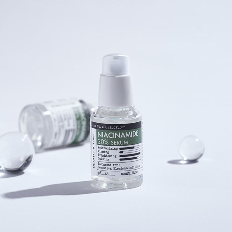 ProtoClinical k-beauty DERMA FACTORY Niacinamide 20% Serum 30ml shown as a single upright serum bottle centered on a pale gray background