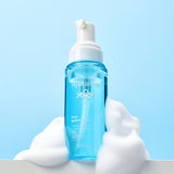 ProtoClinical k-beauty mixsoon Hyalraebae Pore Bubble Serum 70ml in a single light blue serum bottle centered upright on a pale blue background with soft white side panels
