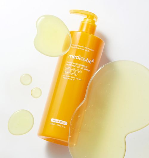 ProtoClinical k-beauty golden beauty product silhouette with soft pale blue side tones on a light background.