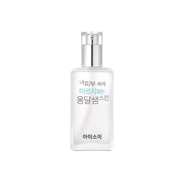 ProtoClinical k-beauty isoi Toner, A Bottled Oasis For Your Skin 130ml shown as a single pale blue toner bottle centered upright on a clean white background