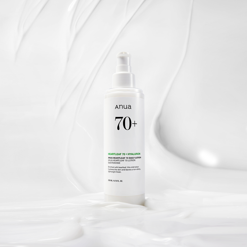 ProtoClinical k-beauty Anua HEARTLEAF 70% DAILY RELIEF LOTION 200ml single upright lotion bottle centered on a white background with soft peach side shading